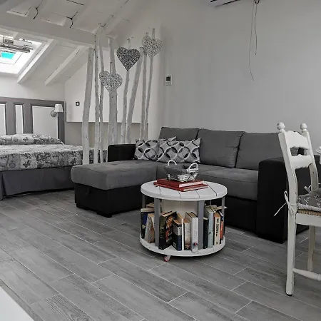Tuffonelblu Apartament *